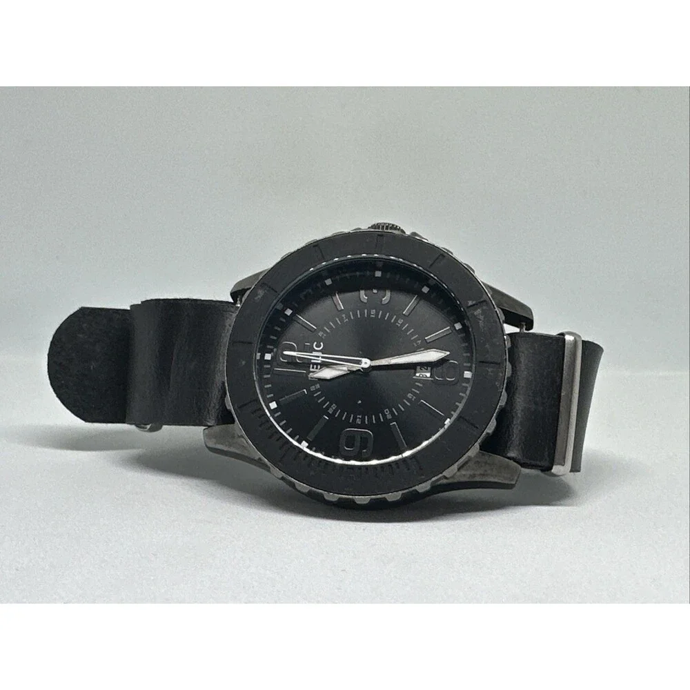 Relic ZR12092 HME782